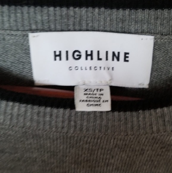 Love sweater with decorative ruffle - Picture 4 of 6